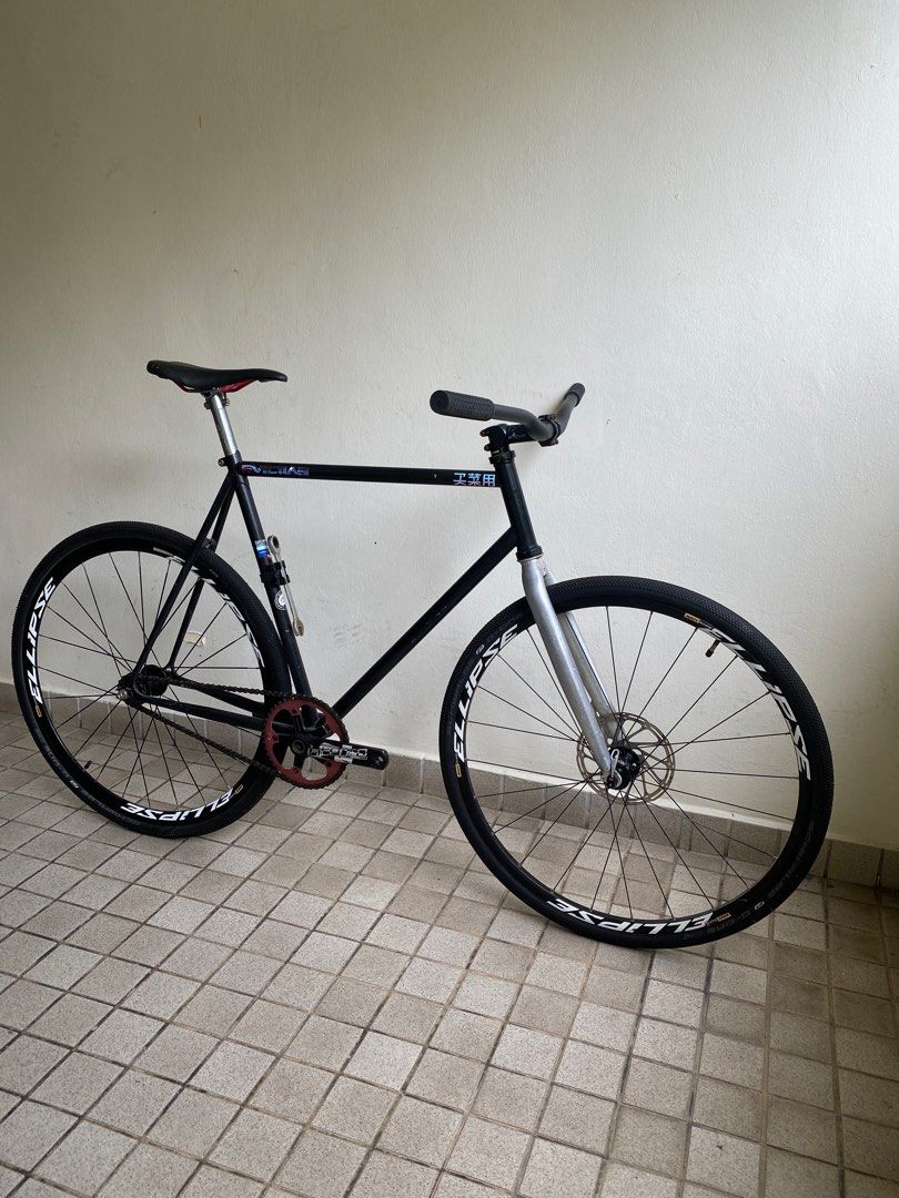 Colossi Mondial Track Fixed Gear Bike