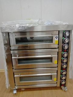 #COMMERCIAL  3 DECK ELECTRIC  OVEN ONSTOCK !!!!