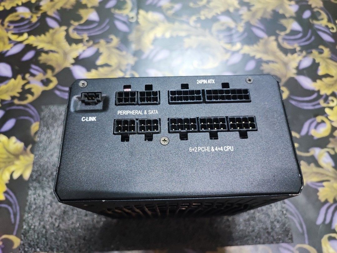 CORSAIR RM650 GOLD, Computers & Tech, Parts & Accessories, Computer ...