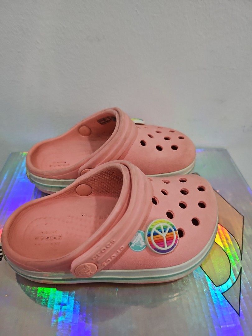 Crocs for store kids size 6