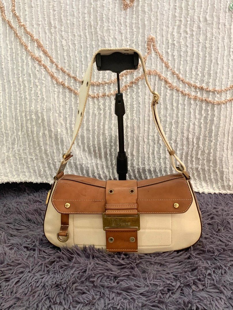 🔥 Trending - Authentic Dior Street Chic Columbus Ave Vintage bag, Women's  Fashion, Bags & Wallets, Cross-body Bags on Carousell