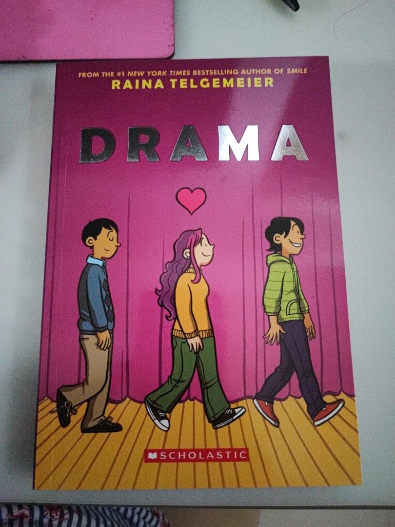 Drama Raina telgemeier, Hobbies & Toys, Books & Magazines, Children's ...