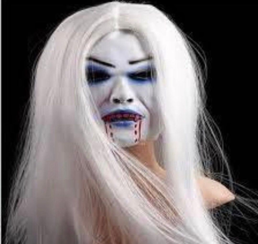 Women s Ghostly White idler Wig
