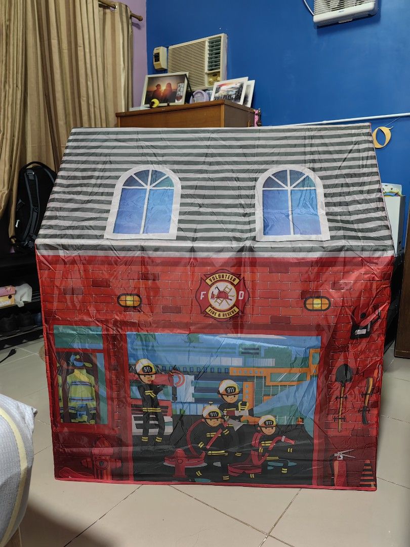 Fire station kids play tent (Category: Infant Playtime) located in Manila. Submitted by decluttering.mamamins (Listing ID 1262649802, Image 2). Description: RFS: not using it, my kid has another play tent.