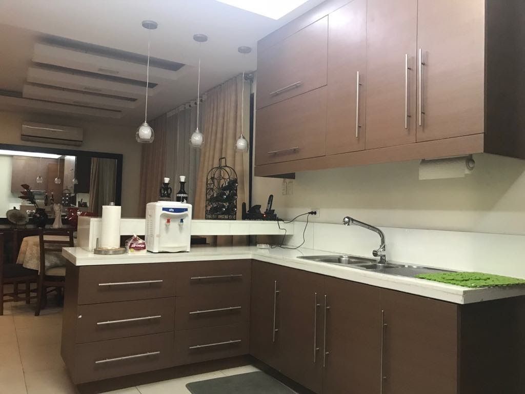 For Rent Unfurnished 3Storey Townhouse in Sacred Heart, Quezon City