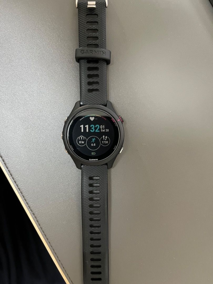 Garmin Forerunner 255S Music Black/ 黑色, 手提電話, 智能穿戴裝置及