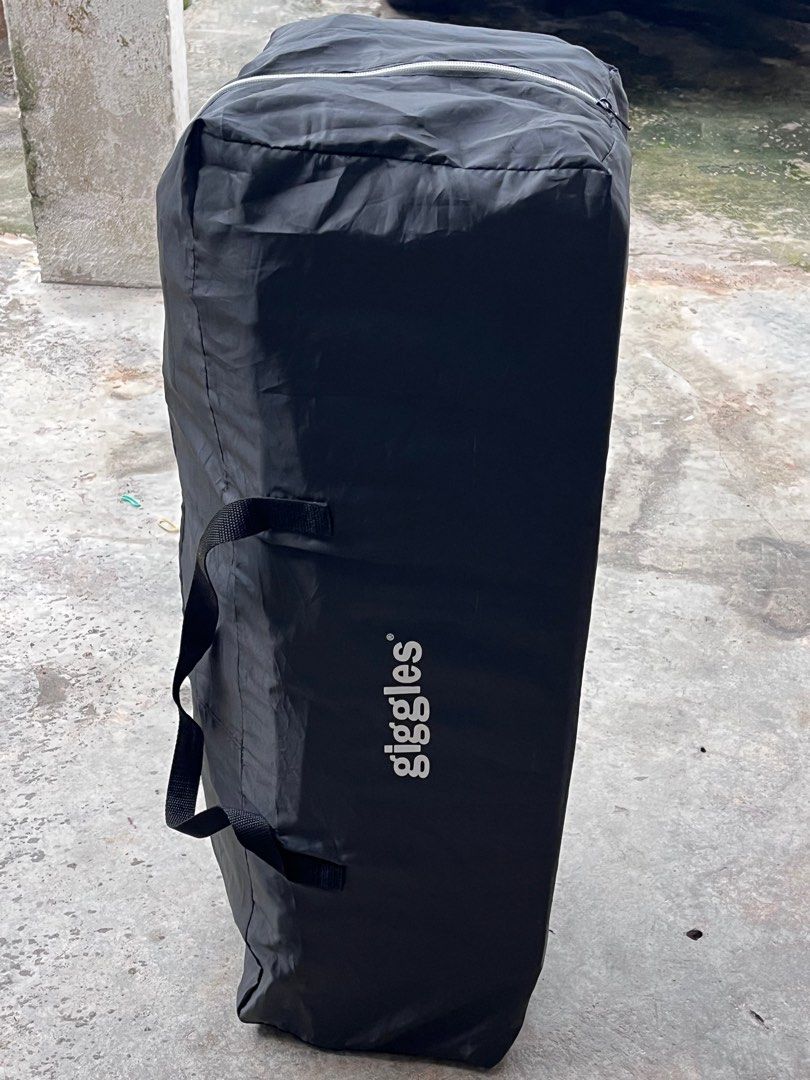 Giggles bedford cheap travel cot