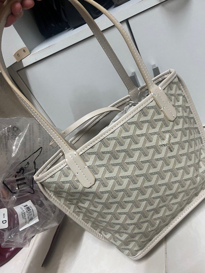 Light grey new arrivals goyard tote