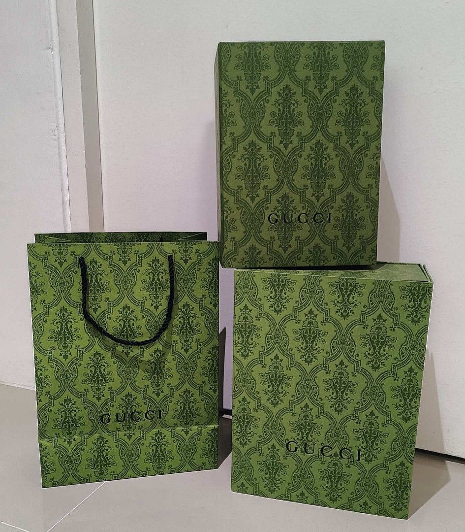 Gucci Magnetic box (Category: Luxury Bags & Wallets) located in Imus. Submitted by LUXunBOX (Listing ID 1262543930, Image 2). Description: SALE while supplies last Last price na Size H10xL7.5x4 inches.