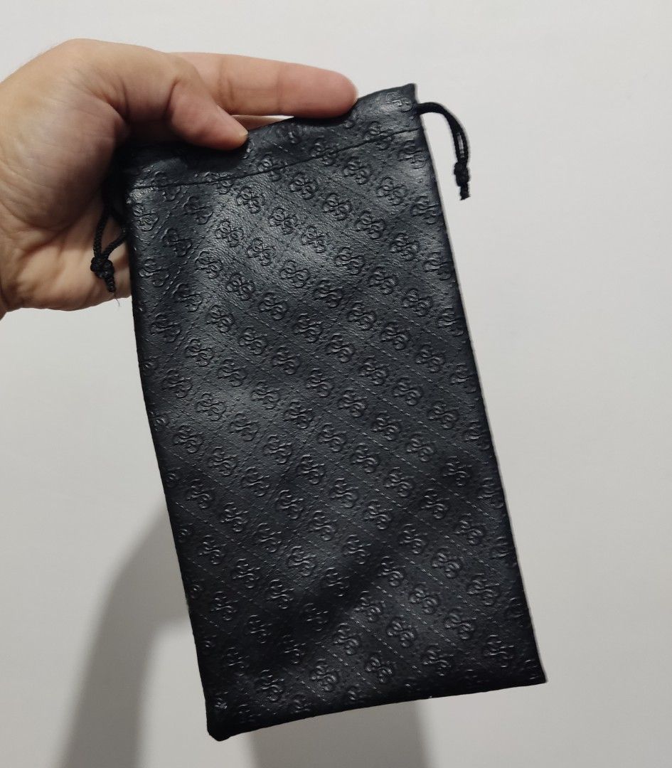 Guess sunglasses pouch clearance