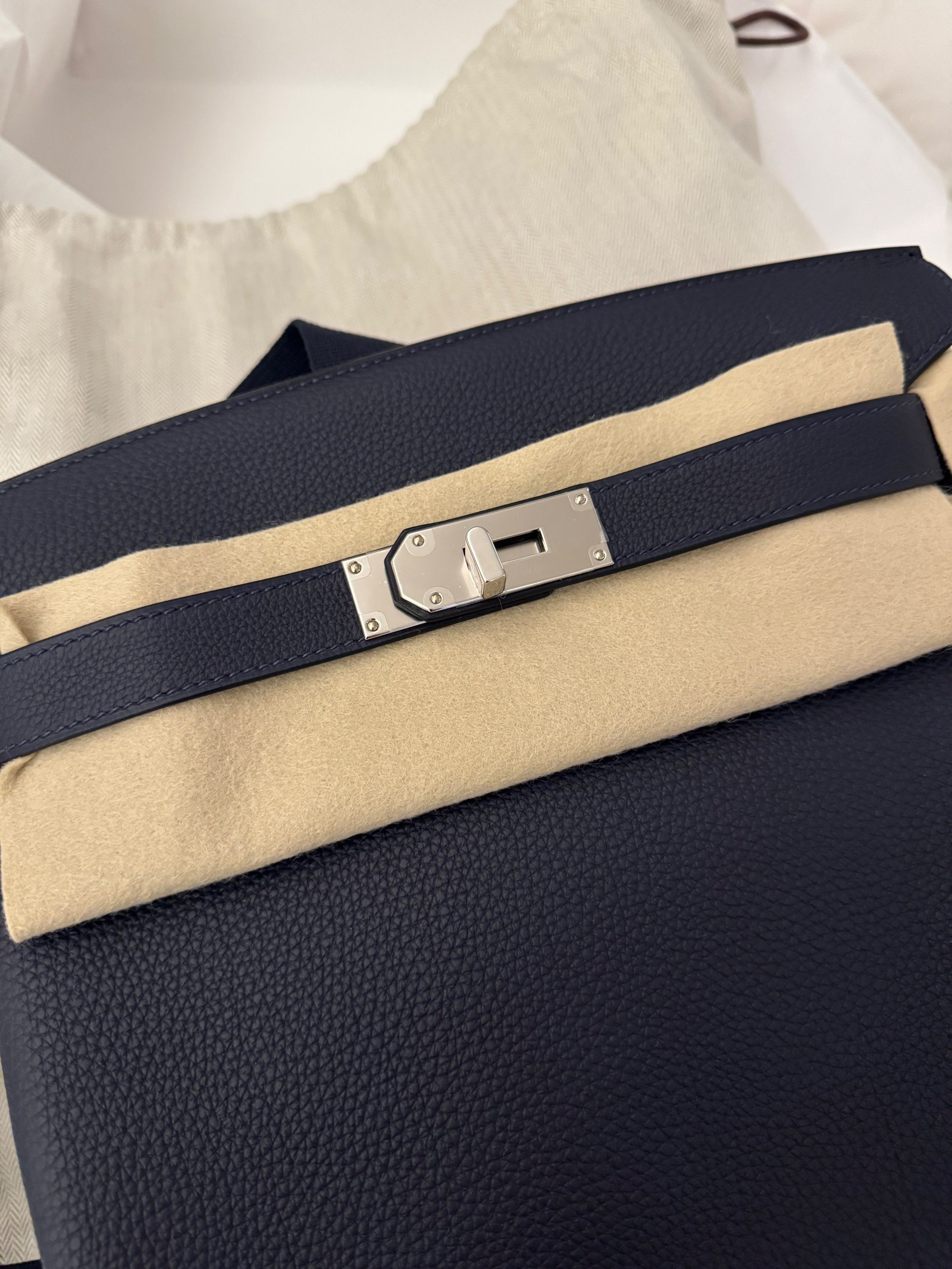 Hermes Hac A Dos GM, Luxury, Bags & Wallets on Carousell