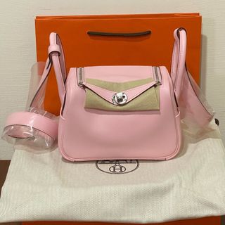（分類：）位於 。 由 HC.LUXURY 提交（商品編號 1262595636，圖片 1）。簡介： 。