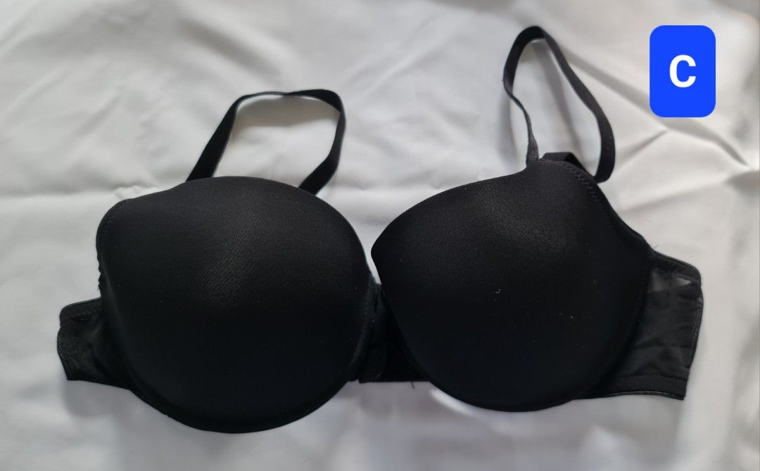 H&M black self adhesive bra, Women's Fashion, New Undergarments &  Loungewear on Carousell