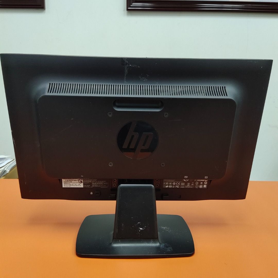 HP COMPAQ LE2002X Monitor PC Desktop 20