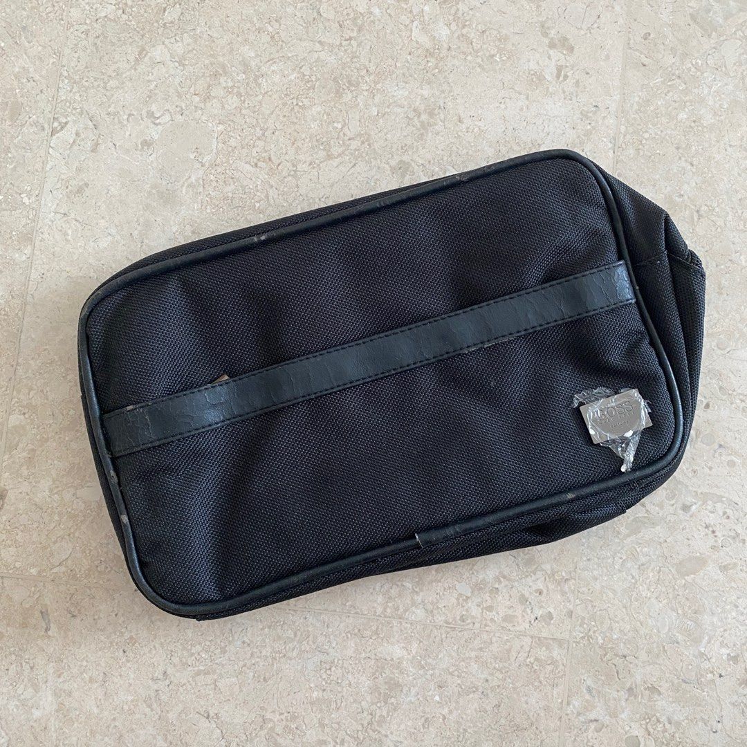 Mens hugo boss hot sale wash bag