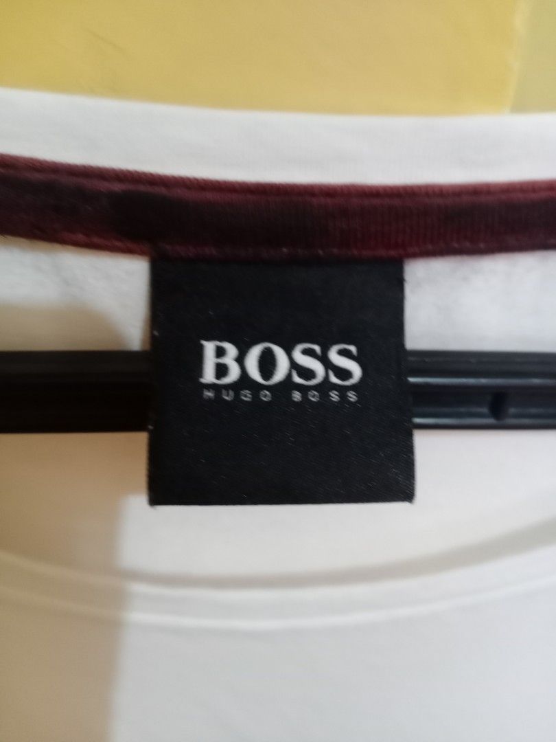 Hugo Boss T-shirt (Category: Tshirts & Polo Shirts ) located in Manila. Submitted by arnel0029 (Listing ID 1262535650, Image 2). Description: Selling preloved Hugo boss t-shirt,good as new and no issue..