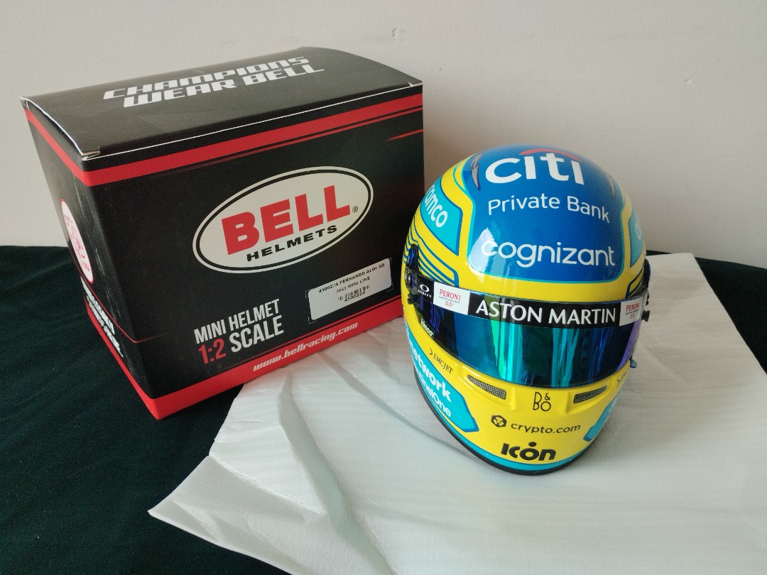 in-stock-2023-fernando-alonso-f1-aston-martin-helmet-1-2-scale