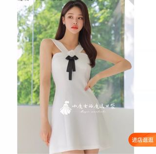 (Category: ) located in . Submitted by Isabelleyeoh23 (Listing ID 1262615444, Image 1). Description: .