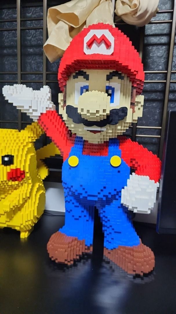 Lego mario 2025 size