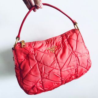 NEW - Prada Pink Nylon Zipped Gaufre Hand/Sling Bag (Medium)_