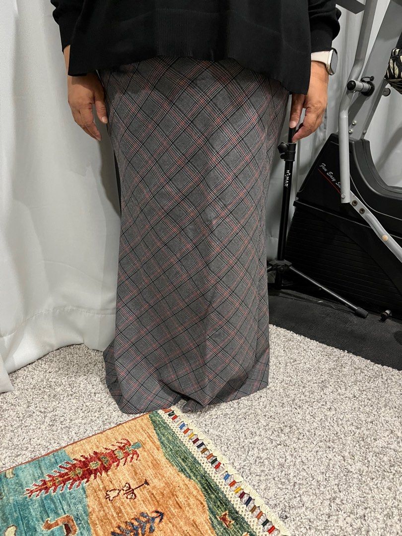 Grey skirt size 22 new arrivals