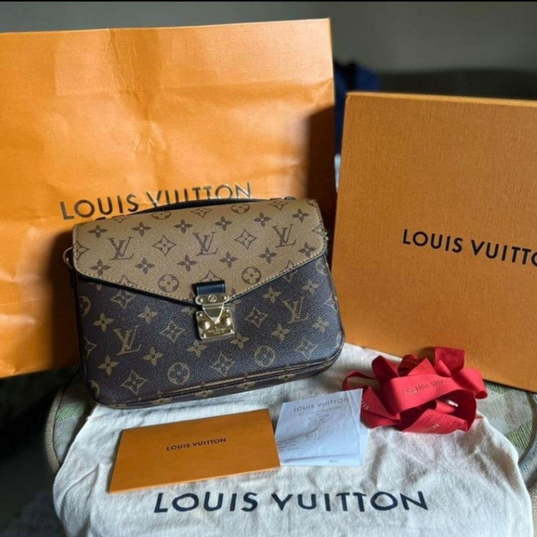 Tas Louis Vuitton with box, Barang Mewah, Tas & Dompet di Carousell