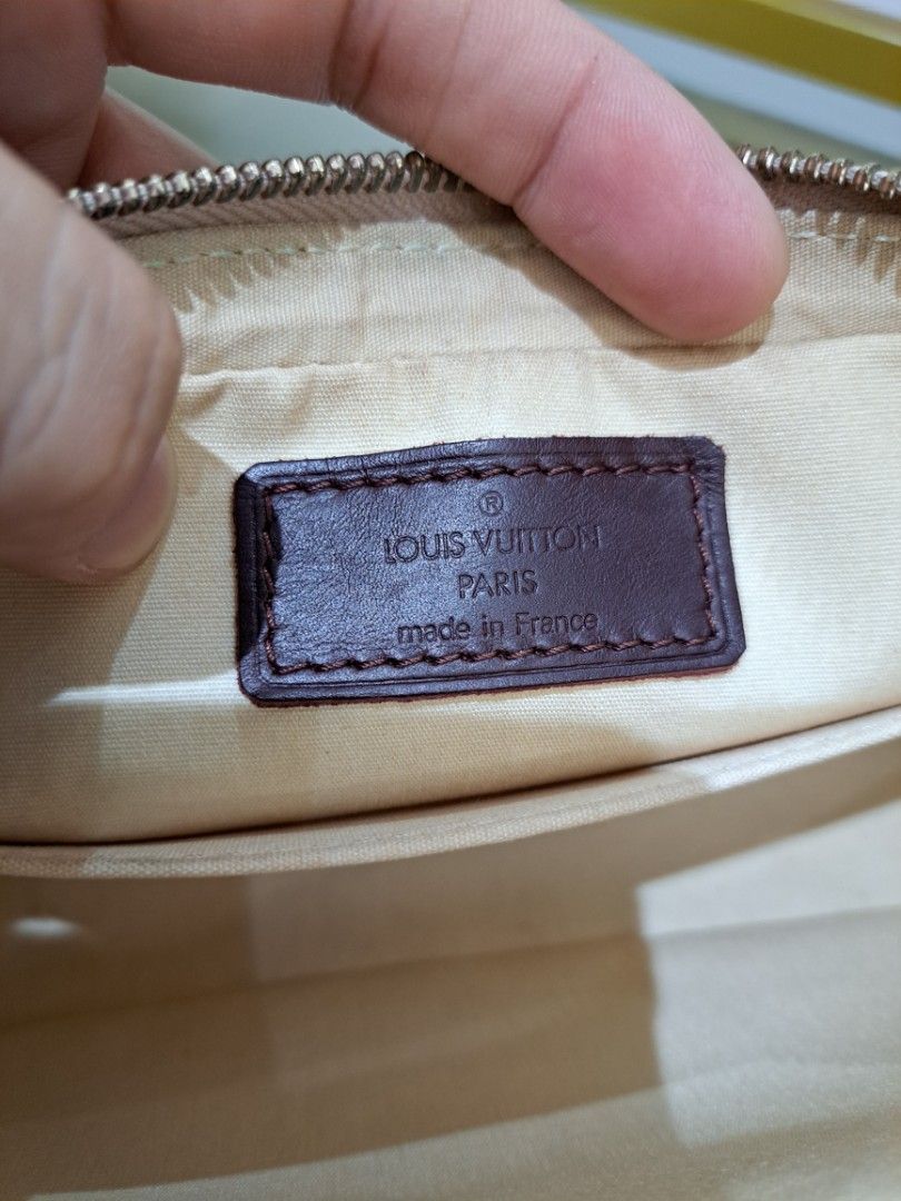 Louis Vuitton Red Monogram Mini Lin Juliette MM Brown Dark brown Leather  Cotton Pony-style calfskin Cloth ref.187203 - Joli Closet