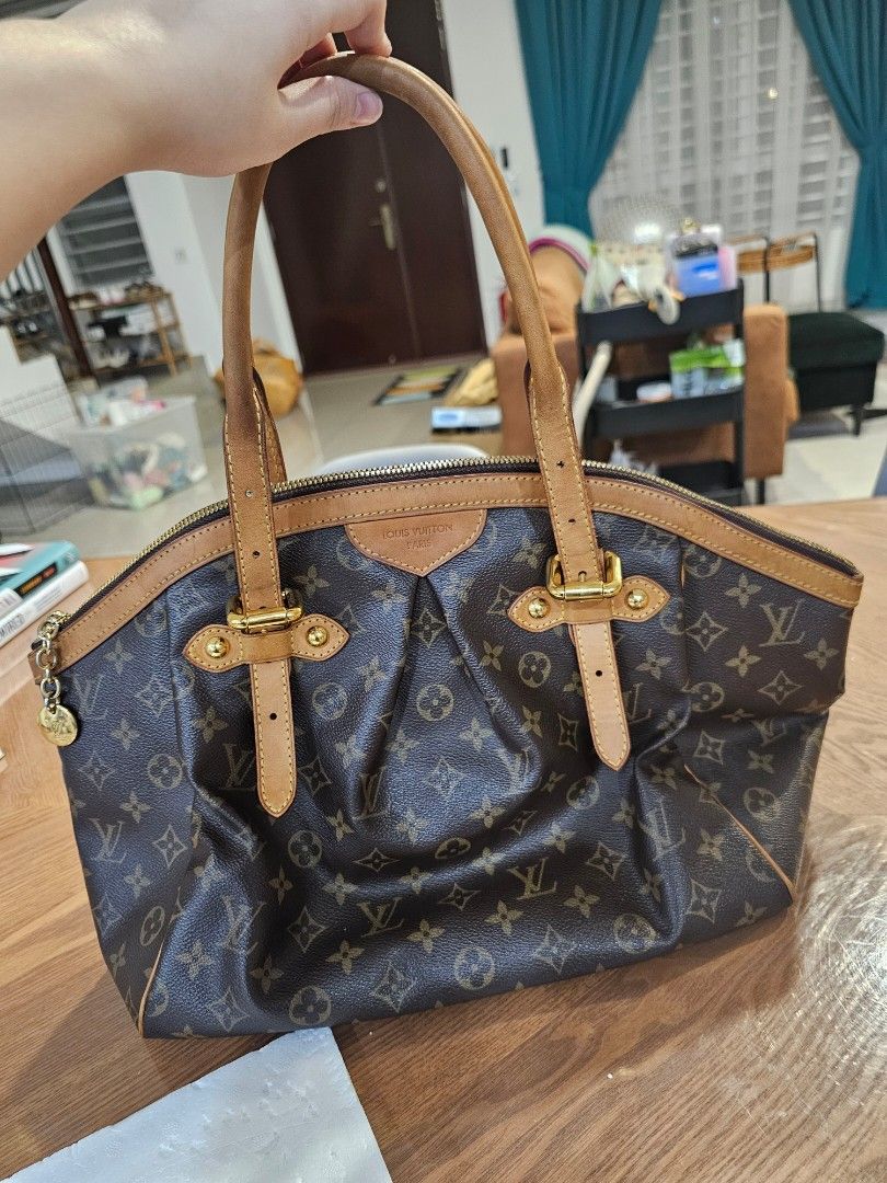 Louis Vuitton Tivoli GM LV Luxury Bags Wallets on Carousell