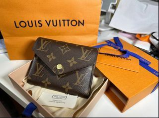 Louis Vuitton Limited Edition Monogram Savane Chapman Brothers Multiple  Wallet - Yoogi's Closet