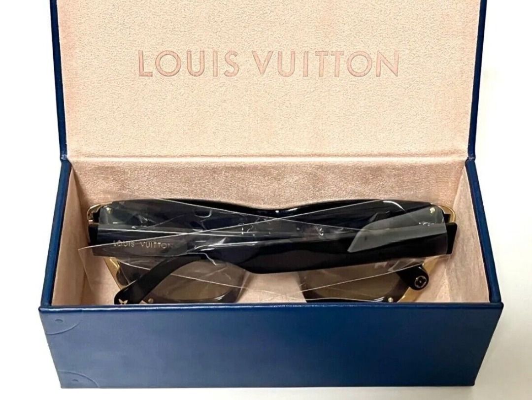 LOUIS VUITTON Acetate LV Moon Square Sunglasses Z1664E Black 1096631