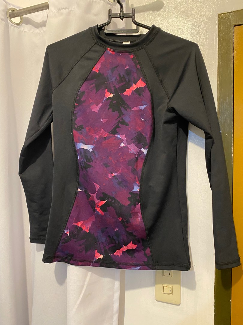 Lululemon rashguard, Women's Fashion, Swimwear, Rash guard on Carousell