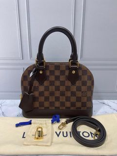 Louis Vuitton Discovery Bumbag Damier Graphite, Barang Mewah, Tas & Dompet  di Carousell