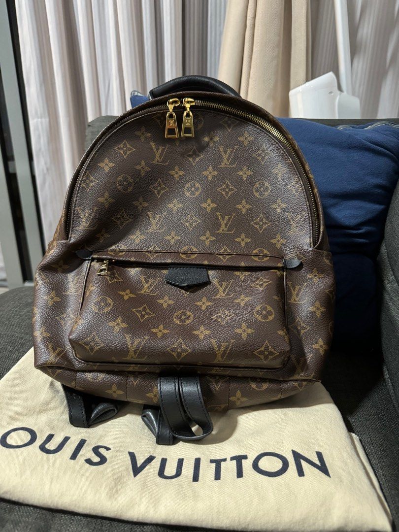 Louis Vuitton Palm Springs Monogram (Updated Zipper) MM in Coated  Canvas/Cowhide Leather with Gold-tone - US
