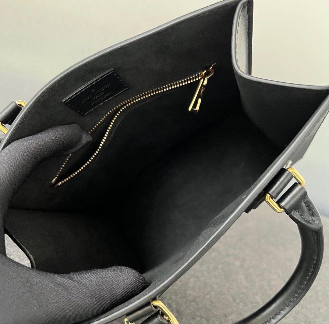 Sac Plat BB Bag - Luxury Epi Leather Black