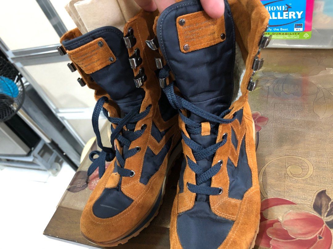 Marc jacobs hiking boots top