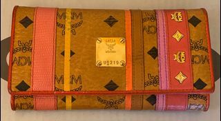 MCM Cognac wallet (Authentic)