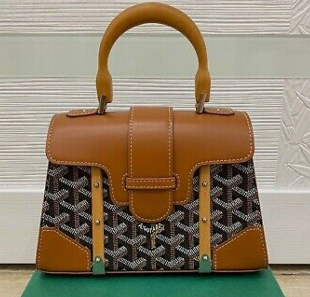 Goyard St Louis Tote in Khaki, Barang Mewah, Tas & Dompet di Carousell