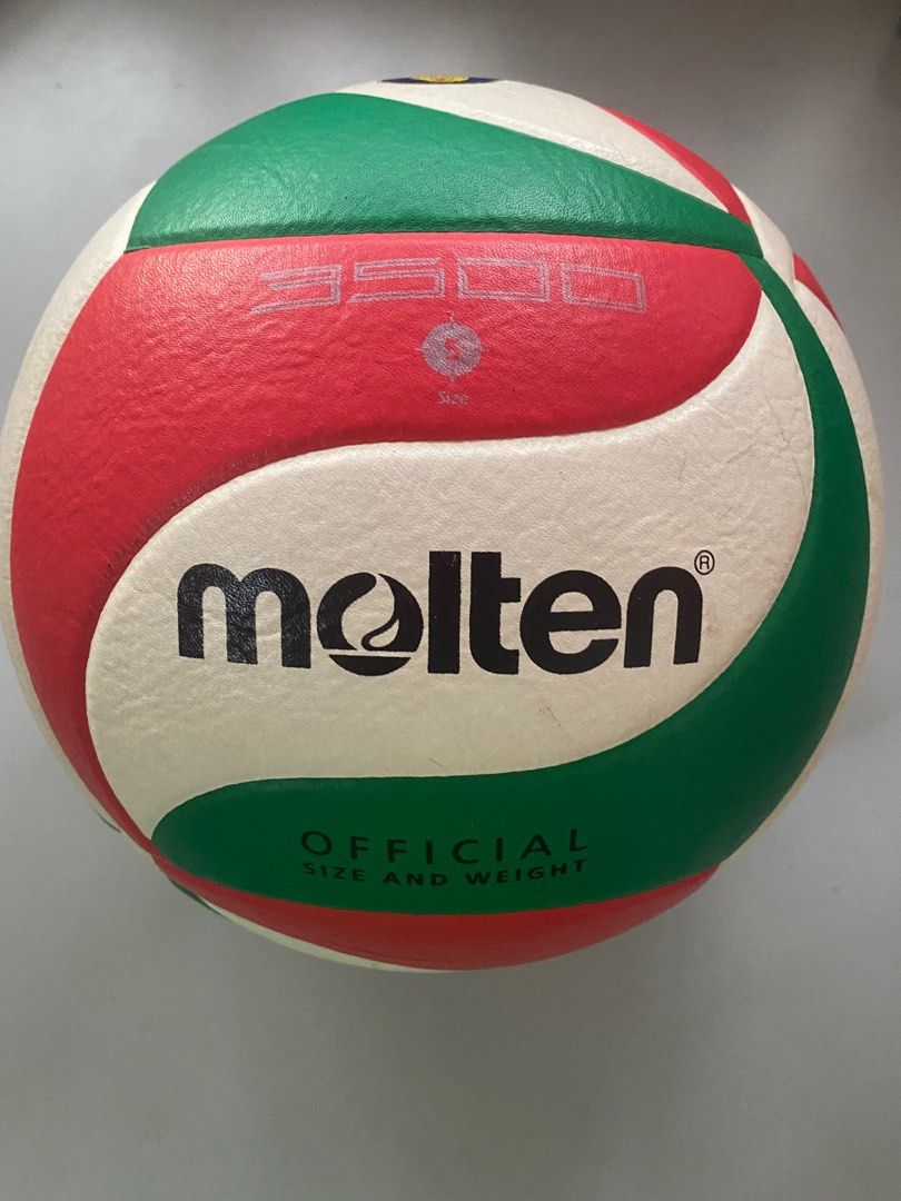 Molten volleyball, Sports Equipment, Sports & Games, Racket & Ball