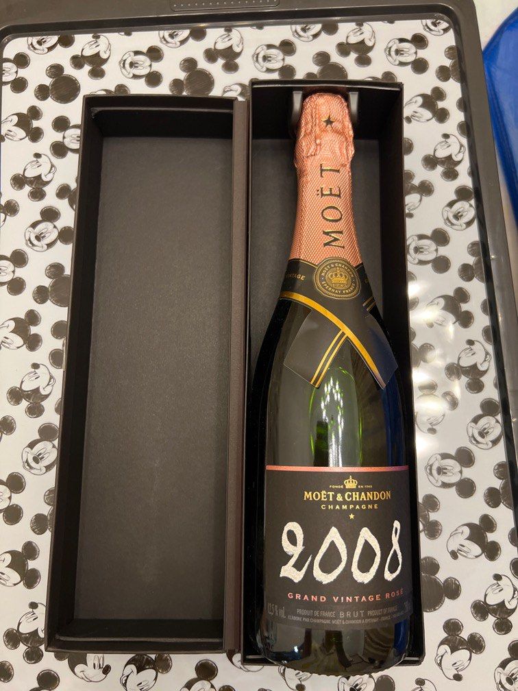 Champagne Moet & Chandon, Grand Vintage Rose, 2008, gift box, 750 ml Moet &  Chandon, Grand Vintage Rose, 2008, gift box – price, reviews