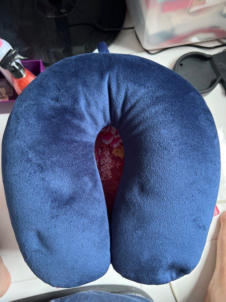 Neck Pillow, Furniture & Home Living, Home Decor, Cushions & Throws on