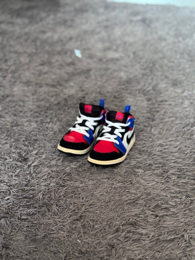 Red blue black clearance and white jordans