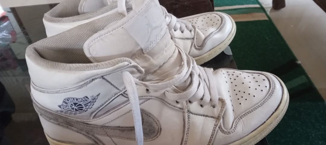 nike Aj high triple white sz 43 original, Fesyen Pria, Sepatu - Main Image