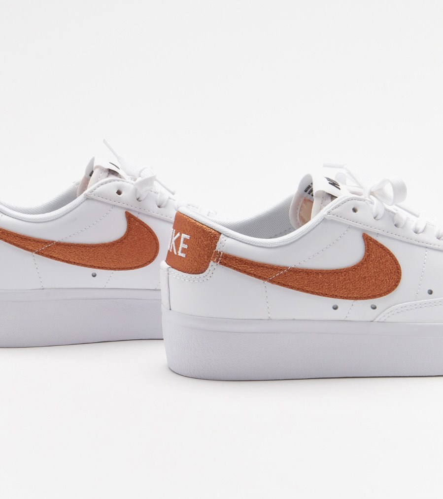 blazer low nike white