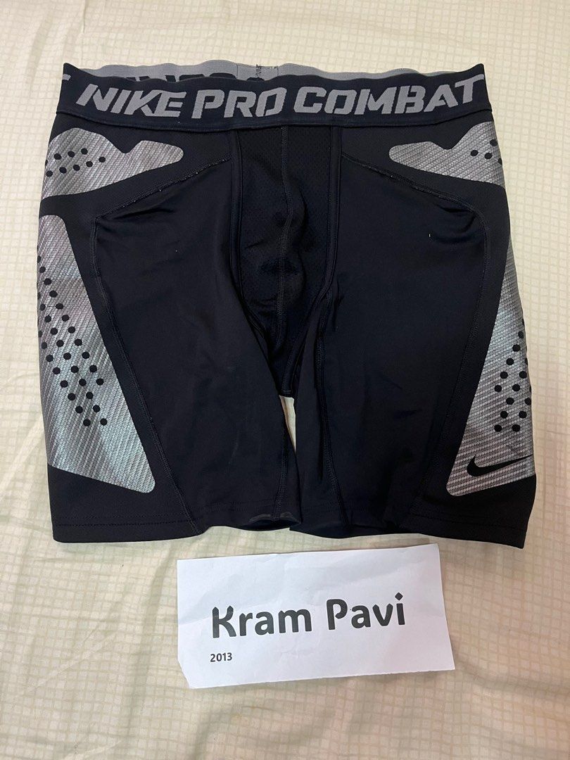 Nike compression shorts large, Men's Fashion, Activewear on Carousell