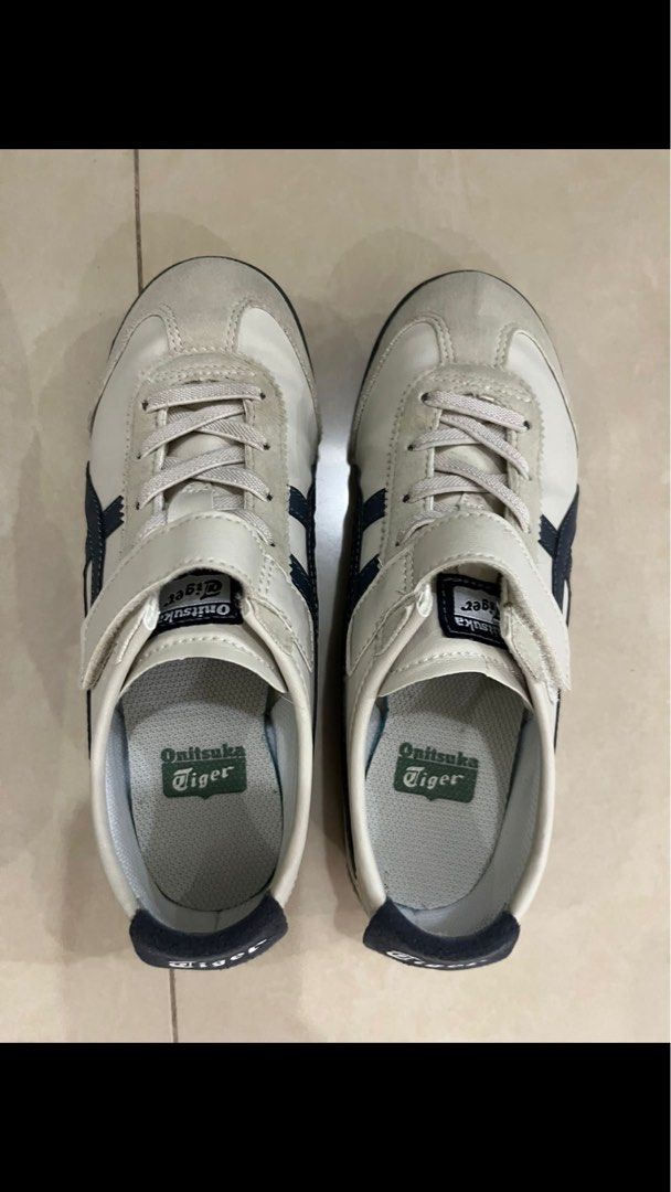 Onitsuka Tiger (Category: Babies & Kids Fashion) located in Singapore. Submitted by donut0 (Listing ID 1262613607, Image 2). Description: .
