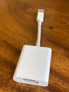 Original Apple Mini Display Port to VGA adapter (works with MacBook and Windows)