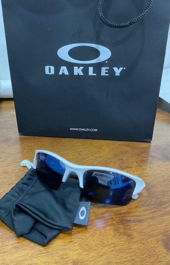 Original Oakley Flak Sunglasses 24 373 Men s Fashion Watches