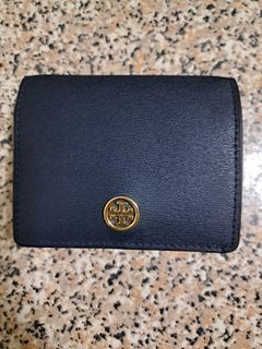 TORY BURCH KIRA CHEVRON CHAIN WALLET for Sale in Phoenix, AZ - OfferUp