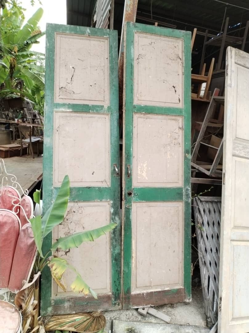 Pintu kayu antik, Hobbies & Toys, Collectibles & Memorabilia, Vintage