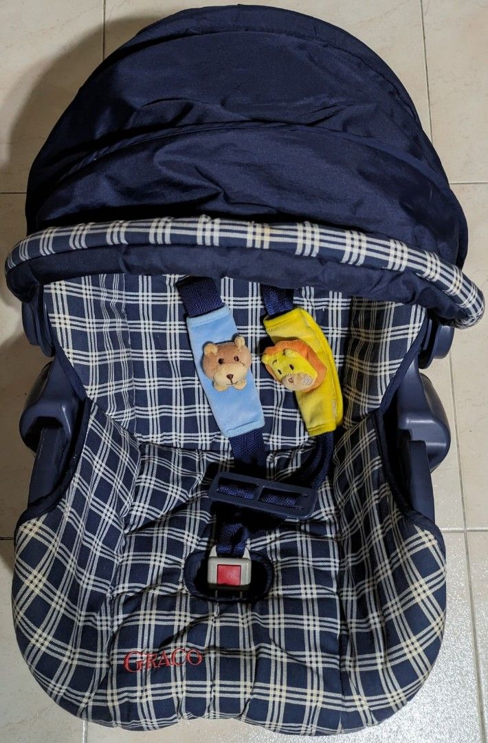 Portable baby carrier/rocker/car seat, Babies Kids, Baby Nursery